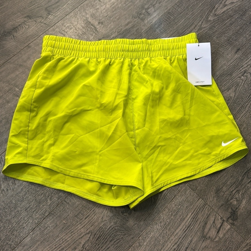 Nike One Loose Fit Kids Size L & XL Shorts New With Tags